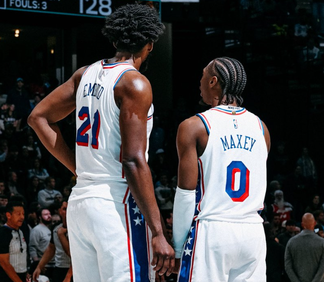 恩比德复出7失误，探花郎15+8马克西爆砍33分，76人客场复仇猛龙