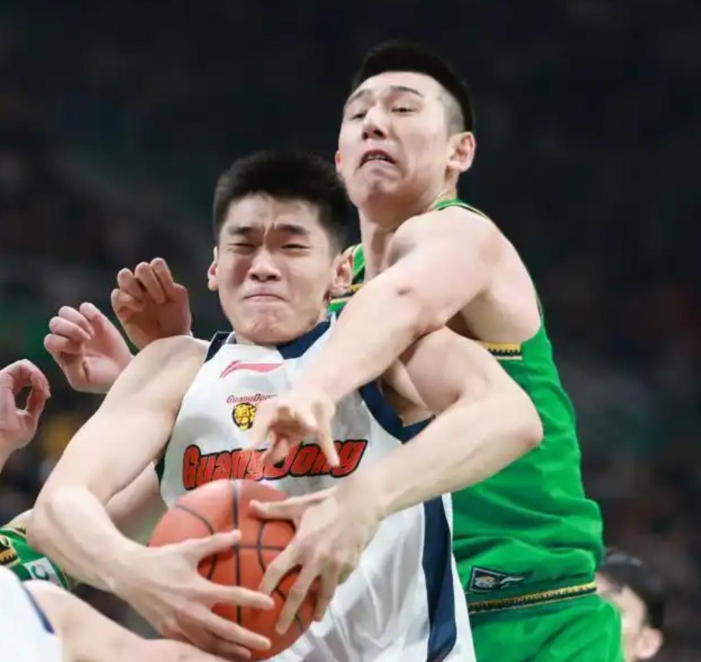 世界杯手机观看-CBA排行榜大变：北京掉出前5浙江挤进前4，广东冲第1，上海9连胜