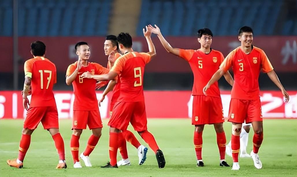 中国女足亚洲杯开门红,王霜进球后为何掩面,本人赛后给出答案