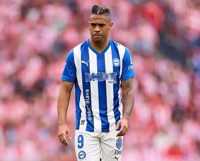 世界杯手机观看-身价仅80万!前皇马7号沉沦:西甲10场0球 球队濒临降级区