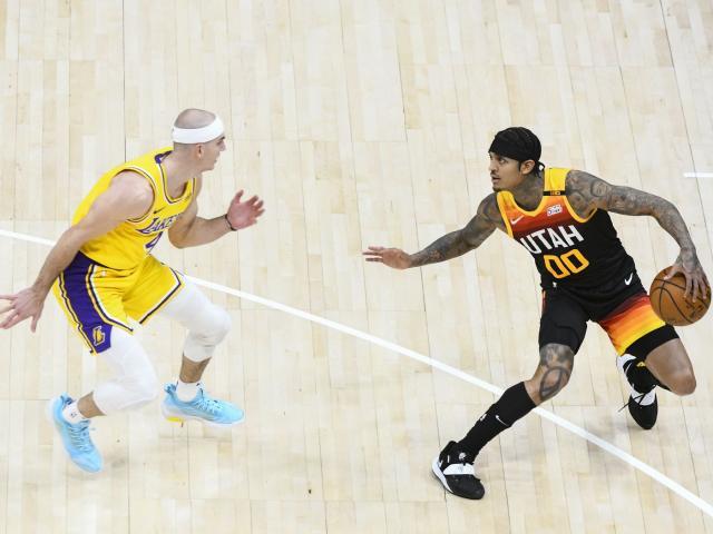 爵士面对湖人毫不留情，他们想从对手身上得到什么