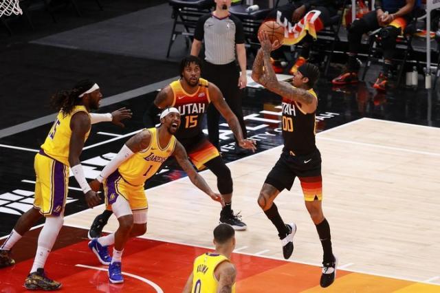 爵士面对湖人毫不留情，他们想从对手身上得到什么