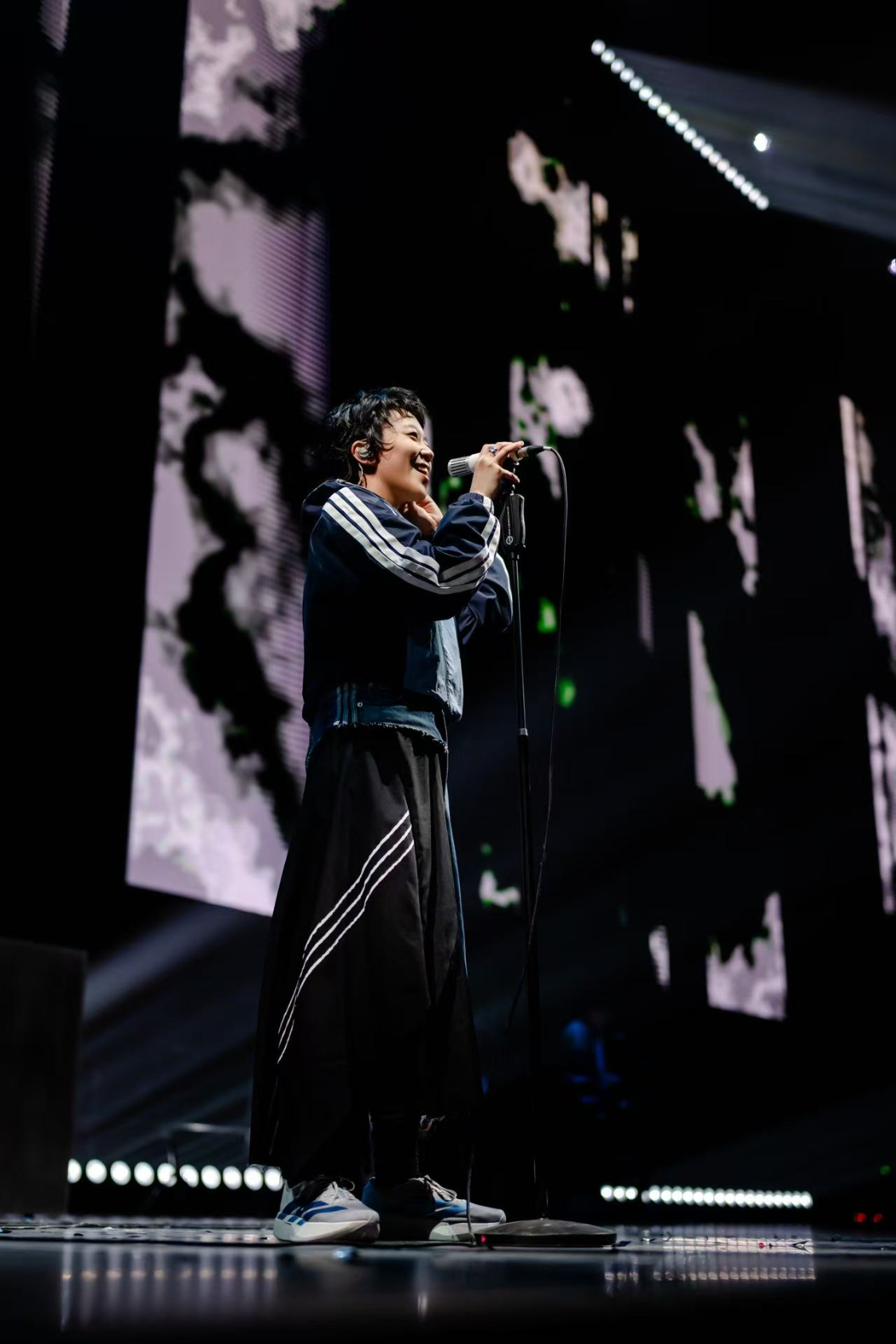 世界杯官网入口-在“竞速实验场”，苏翊鸣、拉塞尔、窦靖童共同探索速度的表达